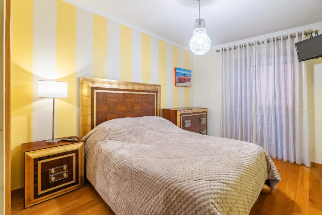 Apartamento T4 para Venda em São Martinho Foto 13