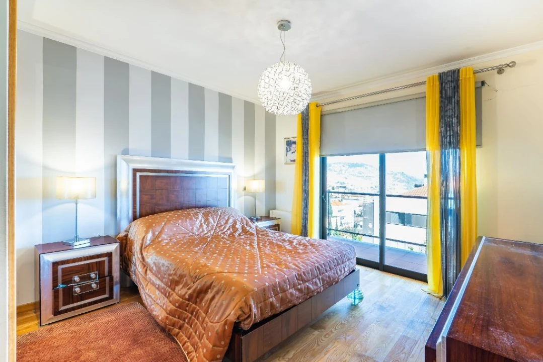 Apartamento T4 para Venda em São Martinho Foto 24