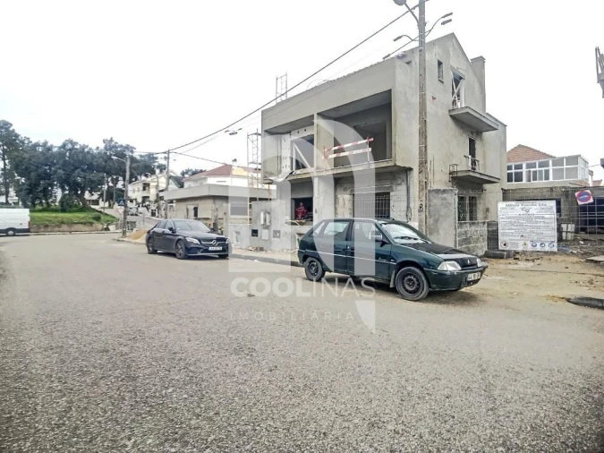 Moradia T3 para Venda em Quinta do Conde Foto 2