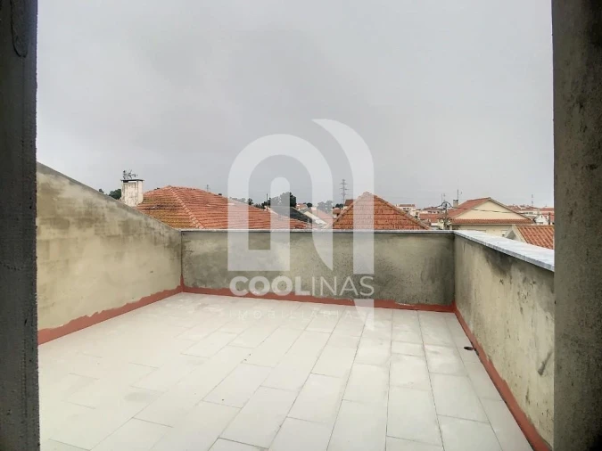 Moradia T3 para Venda em Quinta do Conde Foto 18