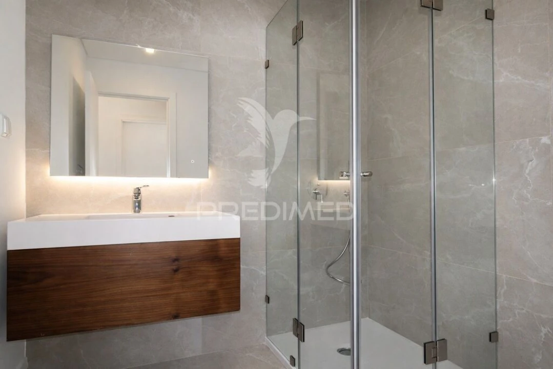 Apartamento T2 para Venda em Charneca de Caparica e Sobreda Foto 10