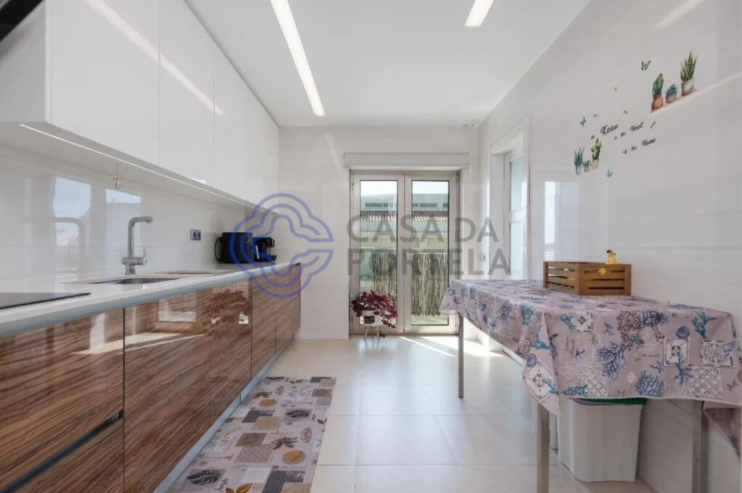 Apartamento T4 para Venda em Benedita Foto 11