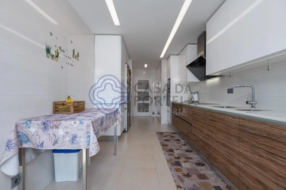 Apartamento T4 para Venda em Benedita Foto 14