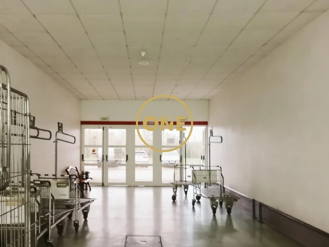 Loja para Venda em Samora Correia Foto 9