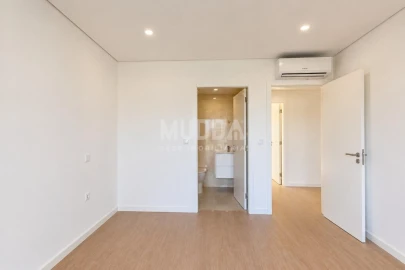 Apartamento T2 para Venda em Esgueira