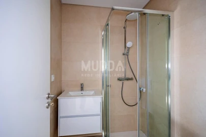 Apartamento T2 para Venda em Esgueira