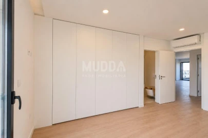 Apartamento T2 para Venda em Esgueira