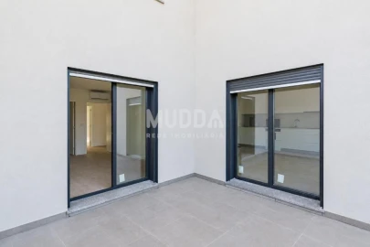 Apartamento T2 para Venda em Esgueira
