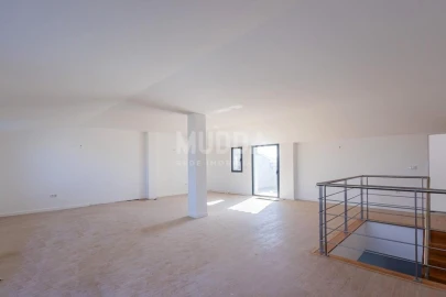 Apartamento T2 para Venda em Esgueira