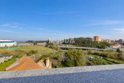 Apartamento T2 para Venda em Esgueira