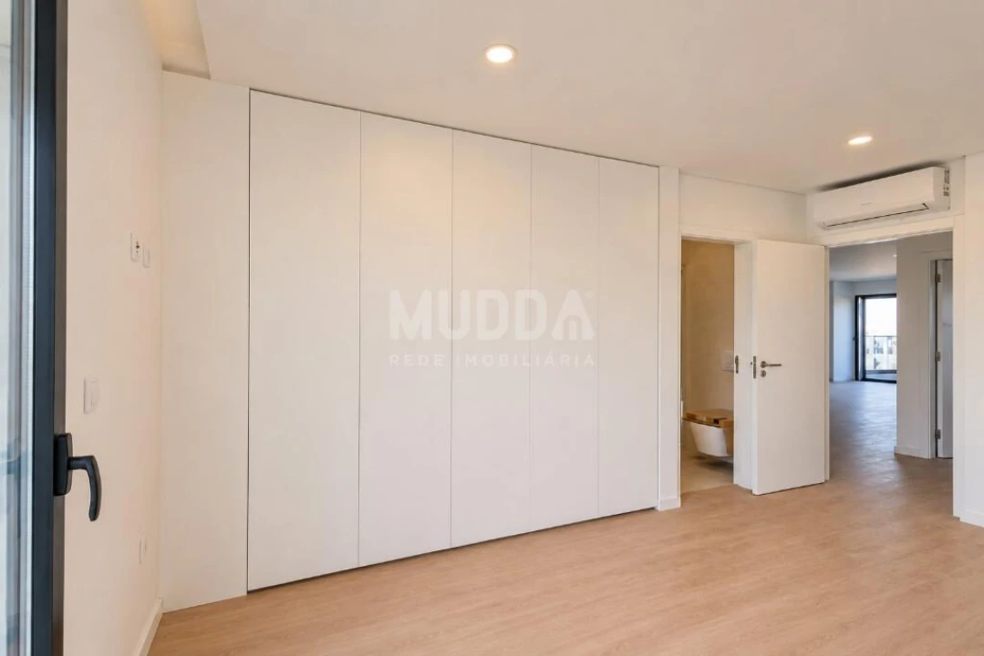 Apartamento T2 para Venda em Esgueira Foto 6