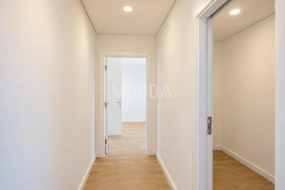 Apartamento T2 para Venda em Esgueira