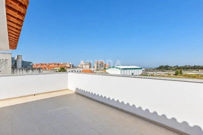 Apartamento T2 para Venda em Esgueira