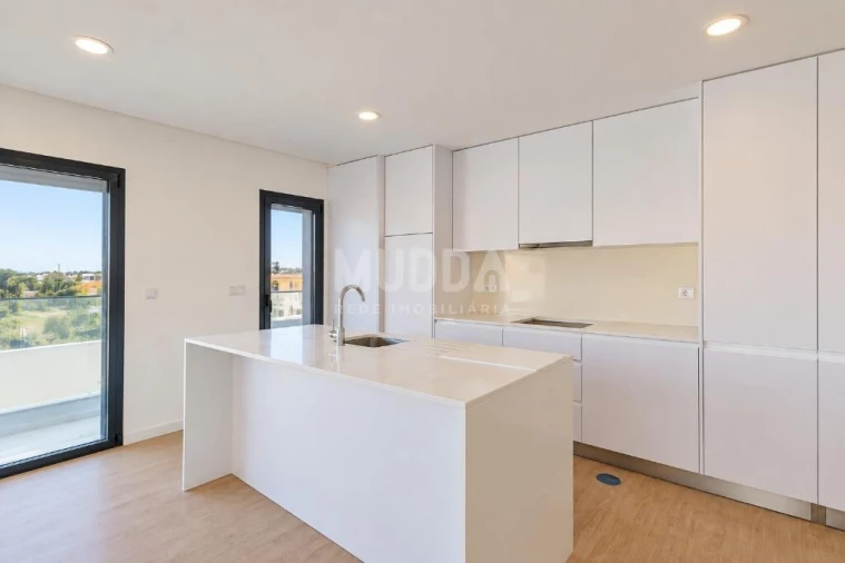 Apartamento T2 para Venda em Esgueira Foto 2