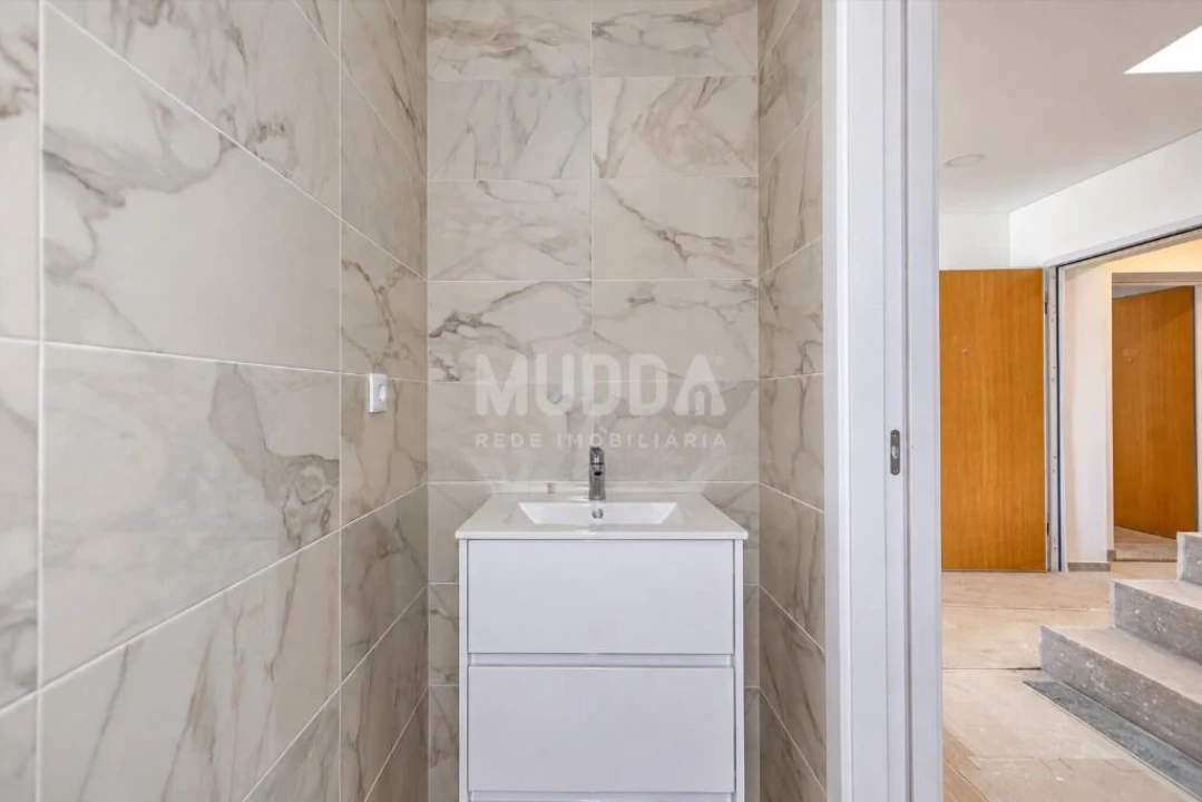 Apartamento T2 para Venda em Esgueira Foto 4