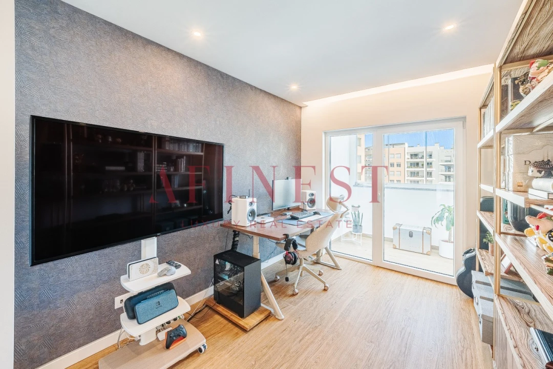 Apartamento T4 para Arrendamento em Carcavelos e Parede Foto 29