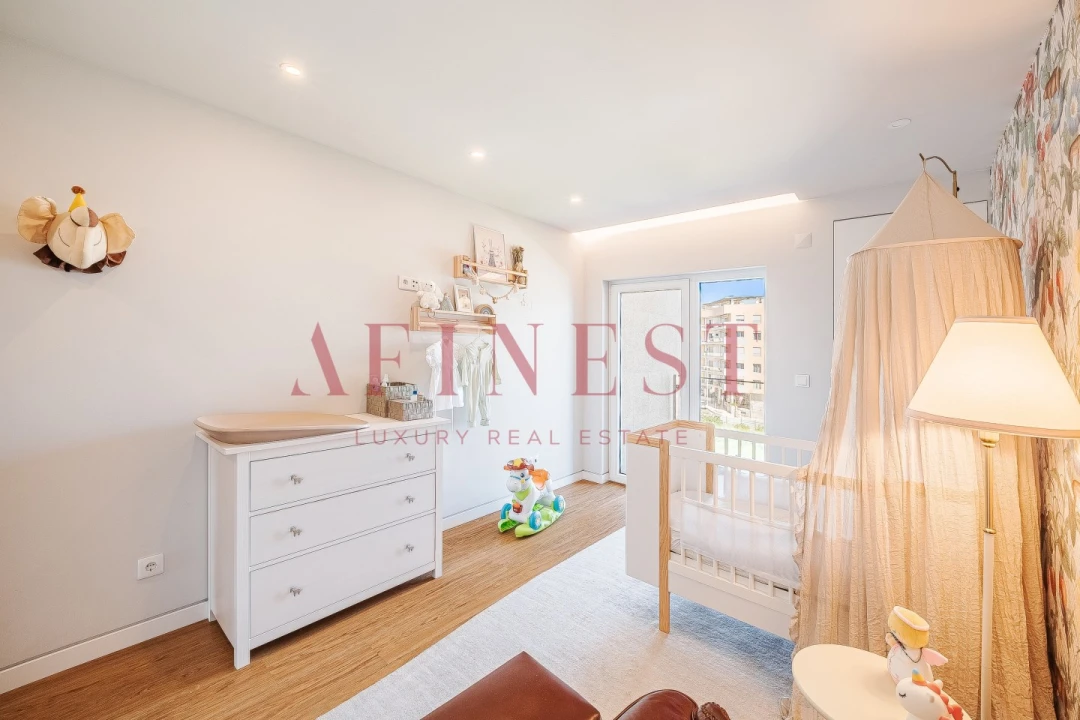 Apartamento T4 para Arrendamento em Carcavelos e Parede Foto 38