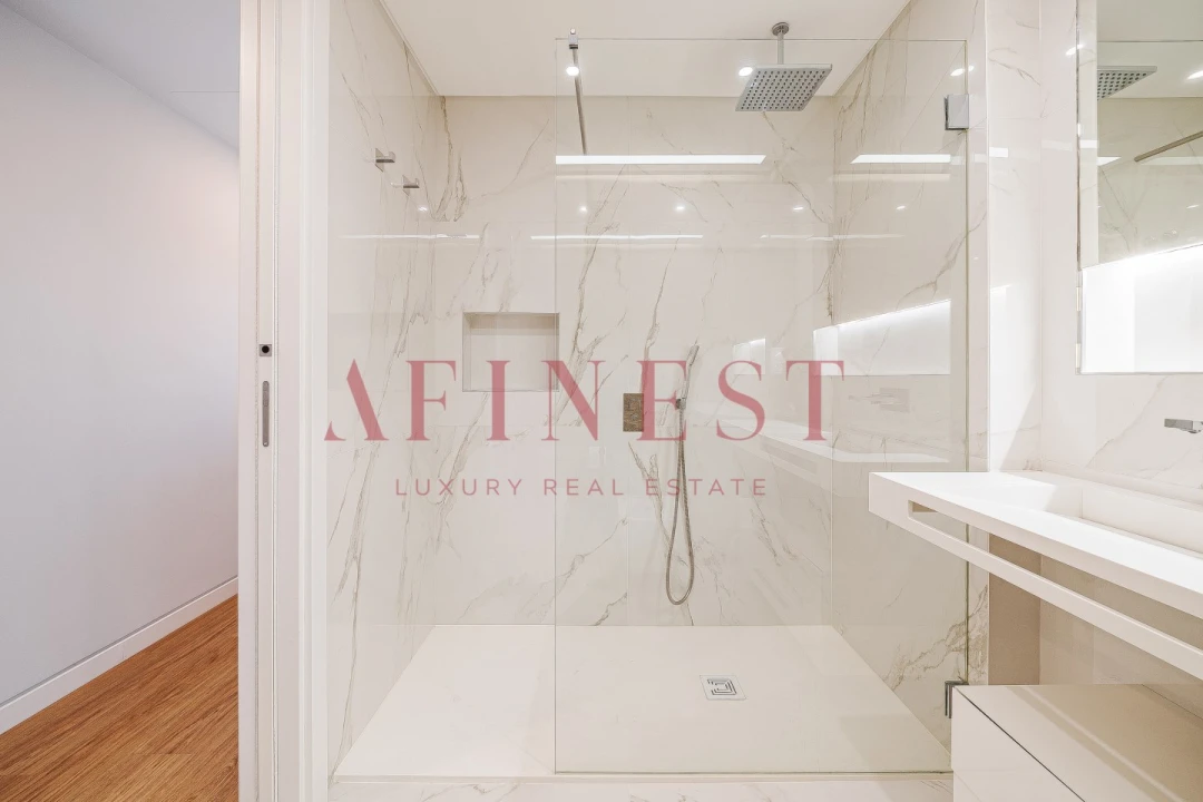 Apartamento T4 para Arrendamento em Carcavelos e Parede Foto 42