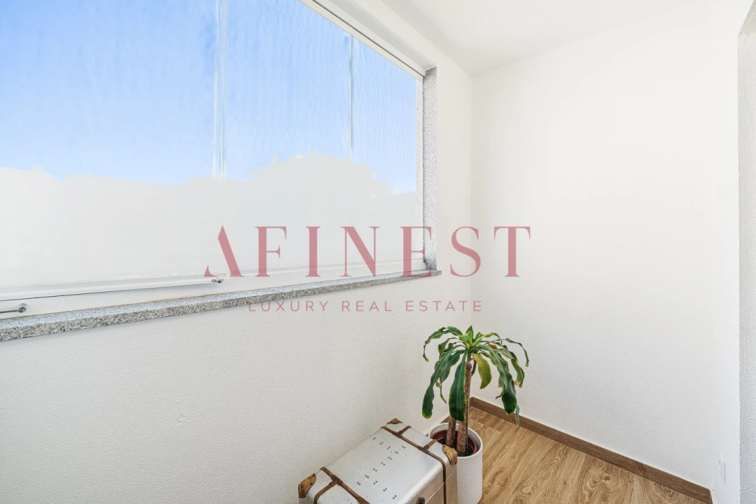 Apartamento T4 para Arrendamento em Carcavelos e Parede Foto 35