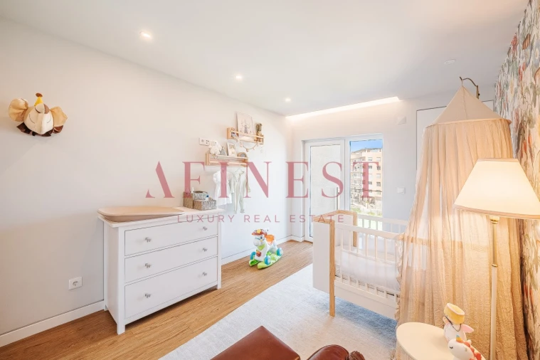 Apartamento T4 para Arrendamento em Carcavelos e Parede Foto 38