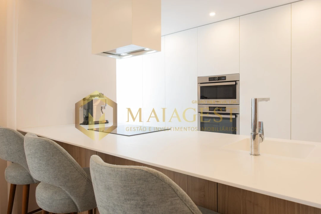 Apartamento T3 para Venda em Ramalde Foto 5