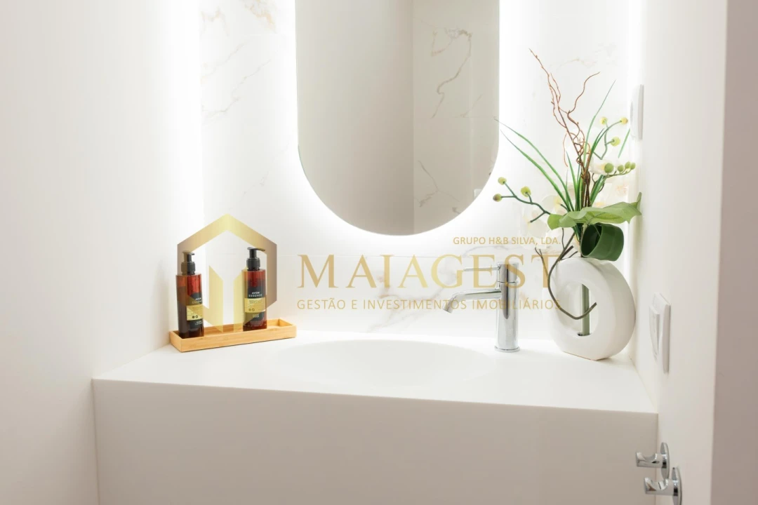 Apartamento T3 para Venda em Ramalde Foto 12