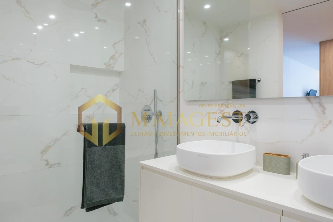 Apartamento T3 para Venda em Ramalde Foto 31