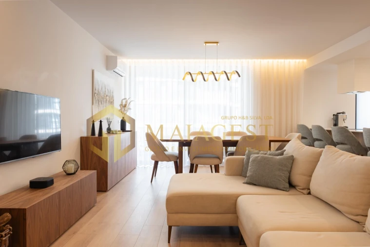 Apartamento T3 para Venda em Ramalde Foto 1