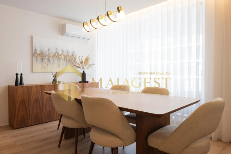 Apartamento T3 para Venda em Ramalde Foto 4