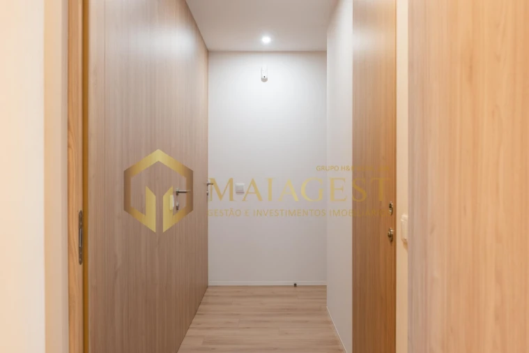 Apartamento T3 para Venda em Ramalde Foto 13