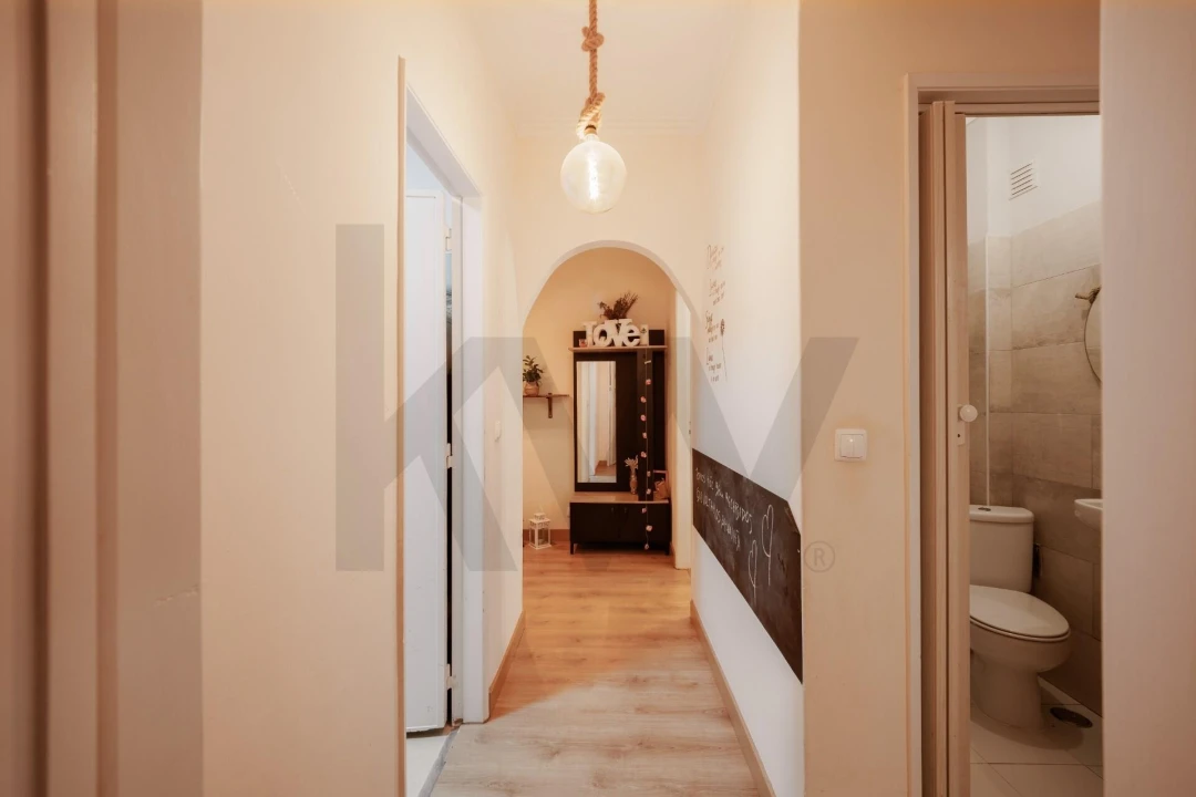 Apartamento T3 para Venda em Carnaxide e Queijas Foto 13