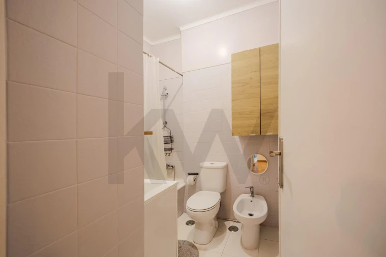 Apartamento T3 para Venda em Carnaxide e Queijas Foto 12