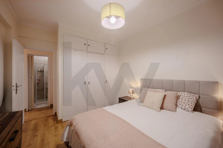 Apartamento T3 para Venda em Carnaxide e Queijas Foto 9