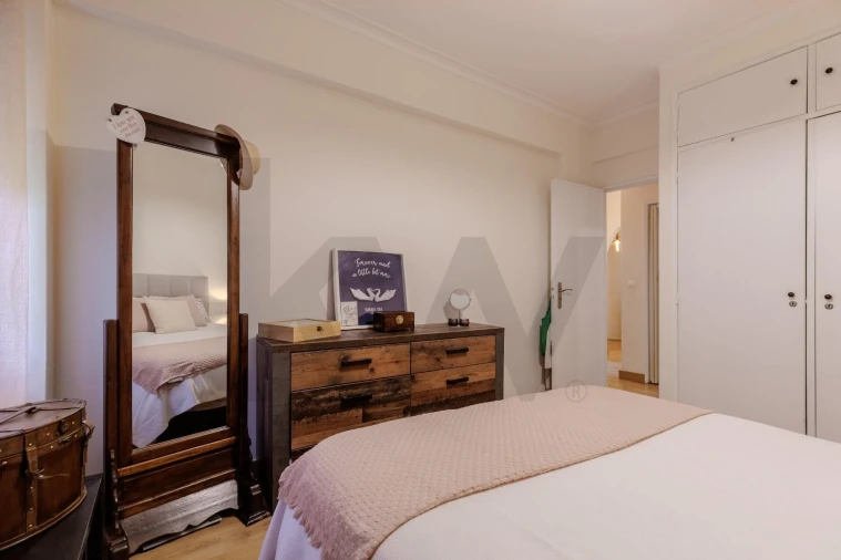 Apartamento T3 para Venda em Carnaxide e Queijas Foto 10