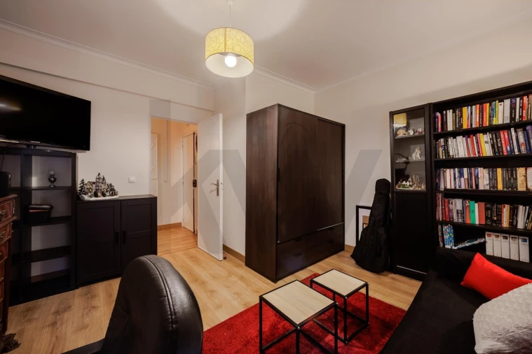 Apartamento T3 para Venda em Carnaxide e Queijas Foto 17