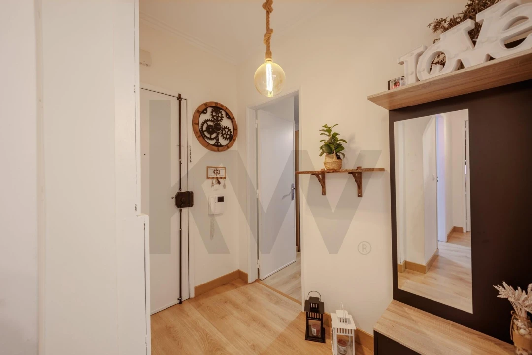 Apartamento T3 para Venda em Carnaxide e Queijas Foto 14