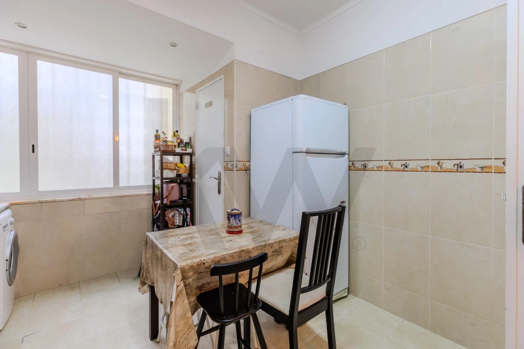 Apartamento T3 para Venda em Carnaxide e Queijas Foto 21
