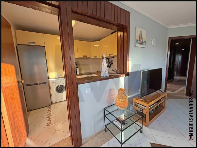Apartamento T2 para Venda em Quarteira Foto 4