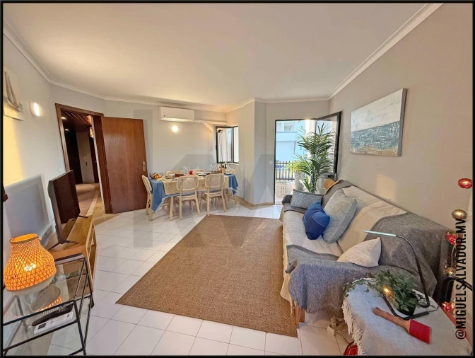 Apartamento T2 para Venda em Quarteira Foto 7