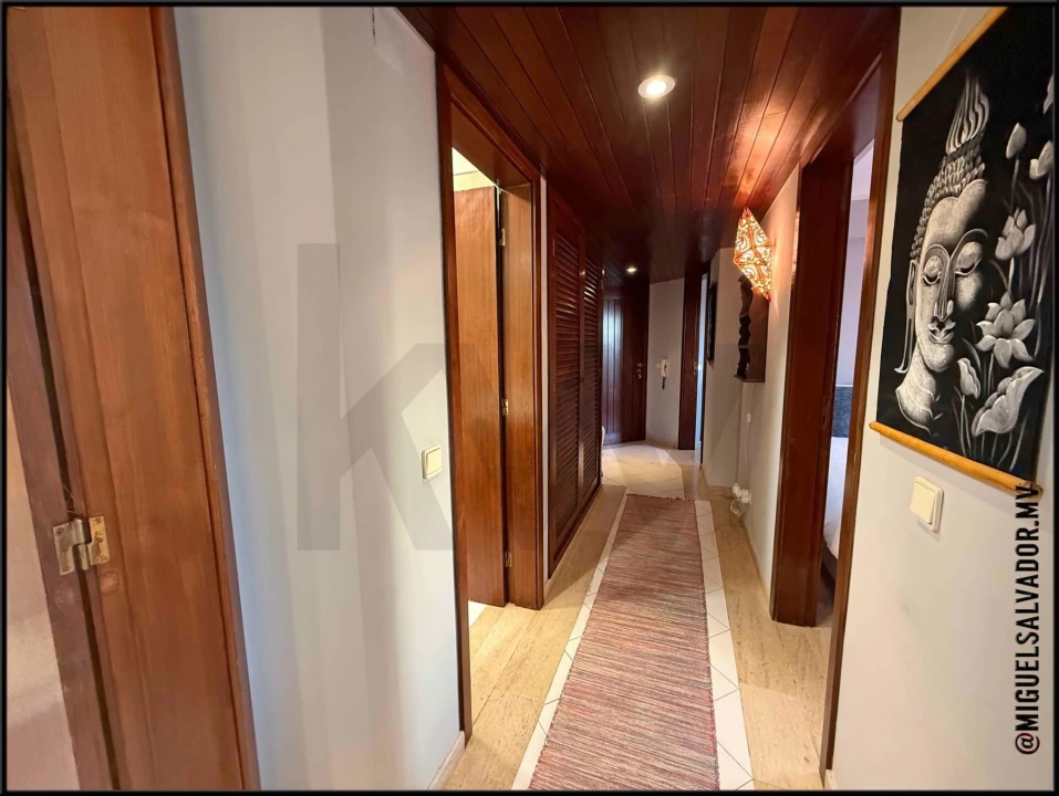 Apartamento T2 para Venda em Quarteira Foto 12