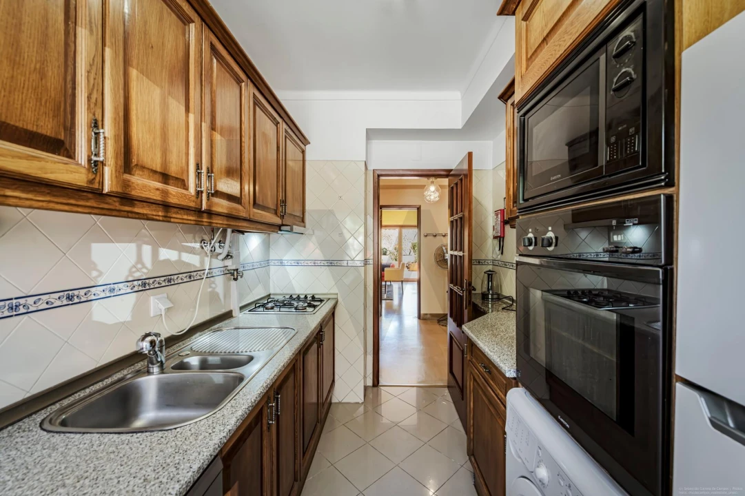 Apartamento T3 para Venda em Agualva e Mira-Sintra Foto 7