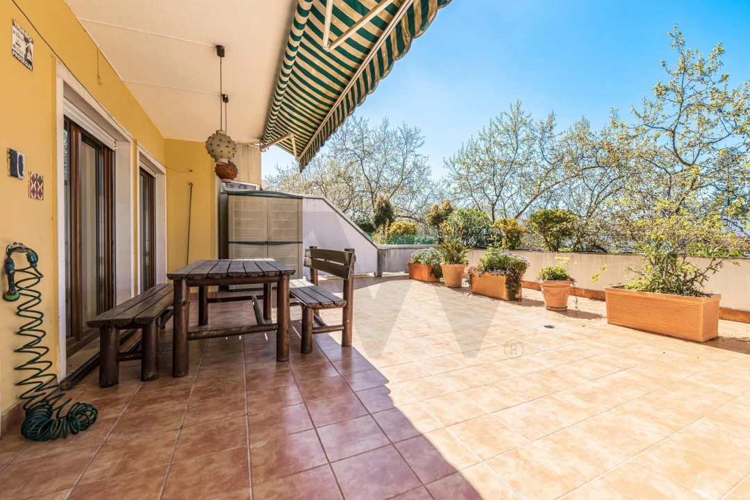 Apartamento T3 para Venda em Agualva e Mira-Sintra Foto 20