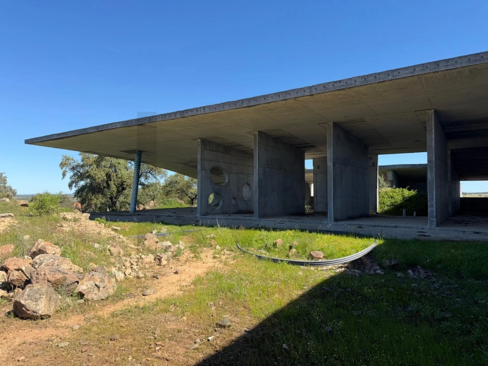 Quinta T3 para Venda em Alcaçovas Foto 23