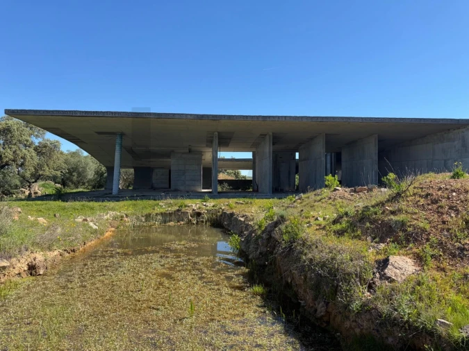 Quinta T3 para Venda em Alcaçovas Foto 21