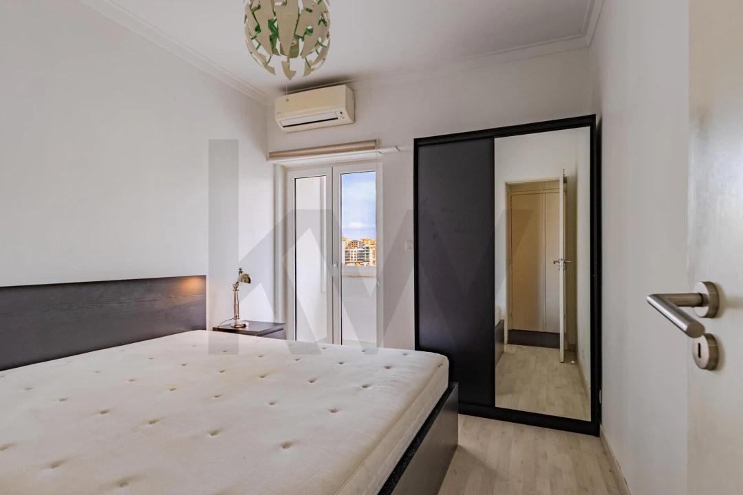 Apartamento T2 para Arrendamento em Odivelas Foto 17