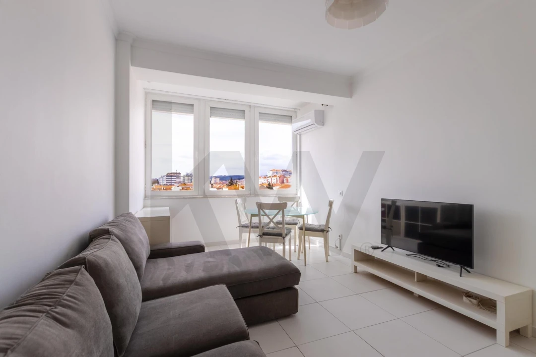 Apartamento T2 para Arrendamento em Odivelas Foto 9