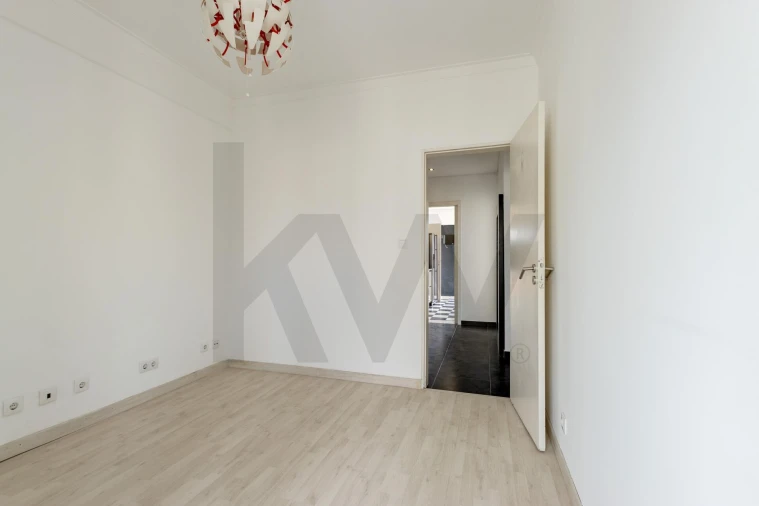 Apartamento T2 para Arrendamento em Odivelas Foto 16