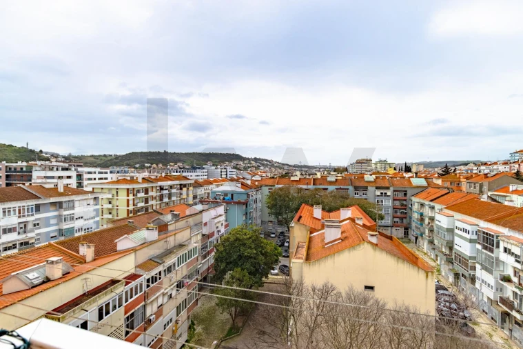 Apartamento T2 para Arrendamento em Odivelas Foto 6