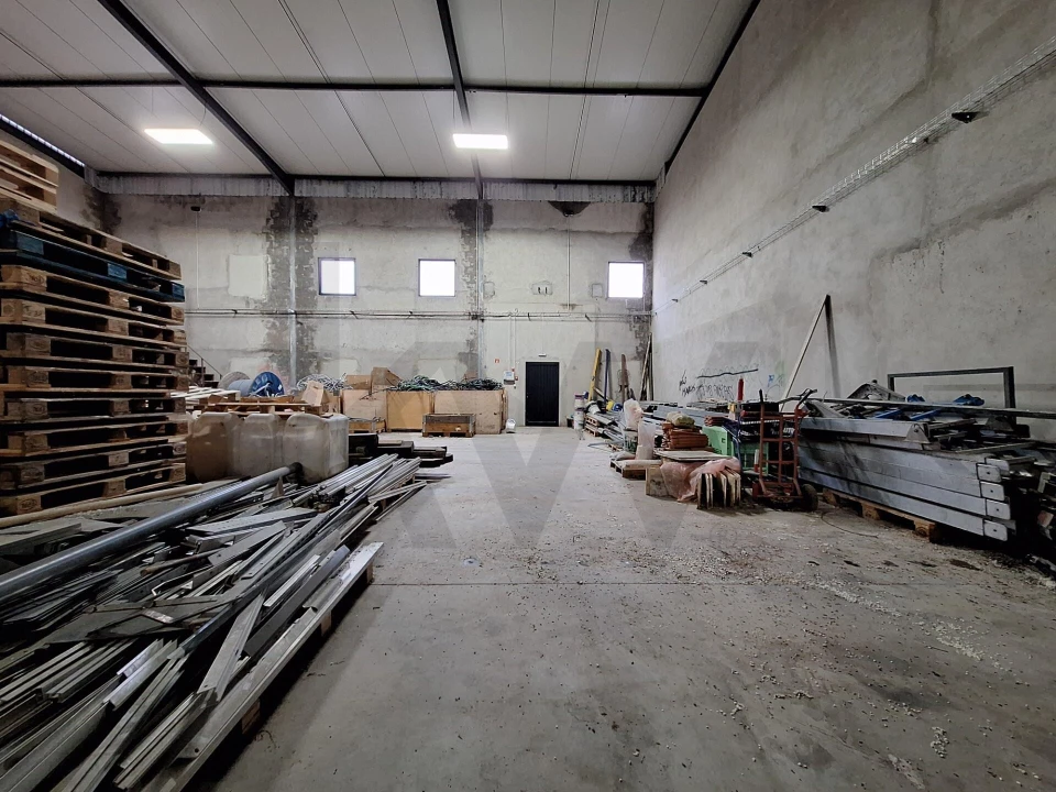 Armazém para Venda em Alhos Vedros Foto 7