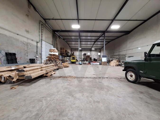 Armazém para Venda em Alhos Vedros Foto 4